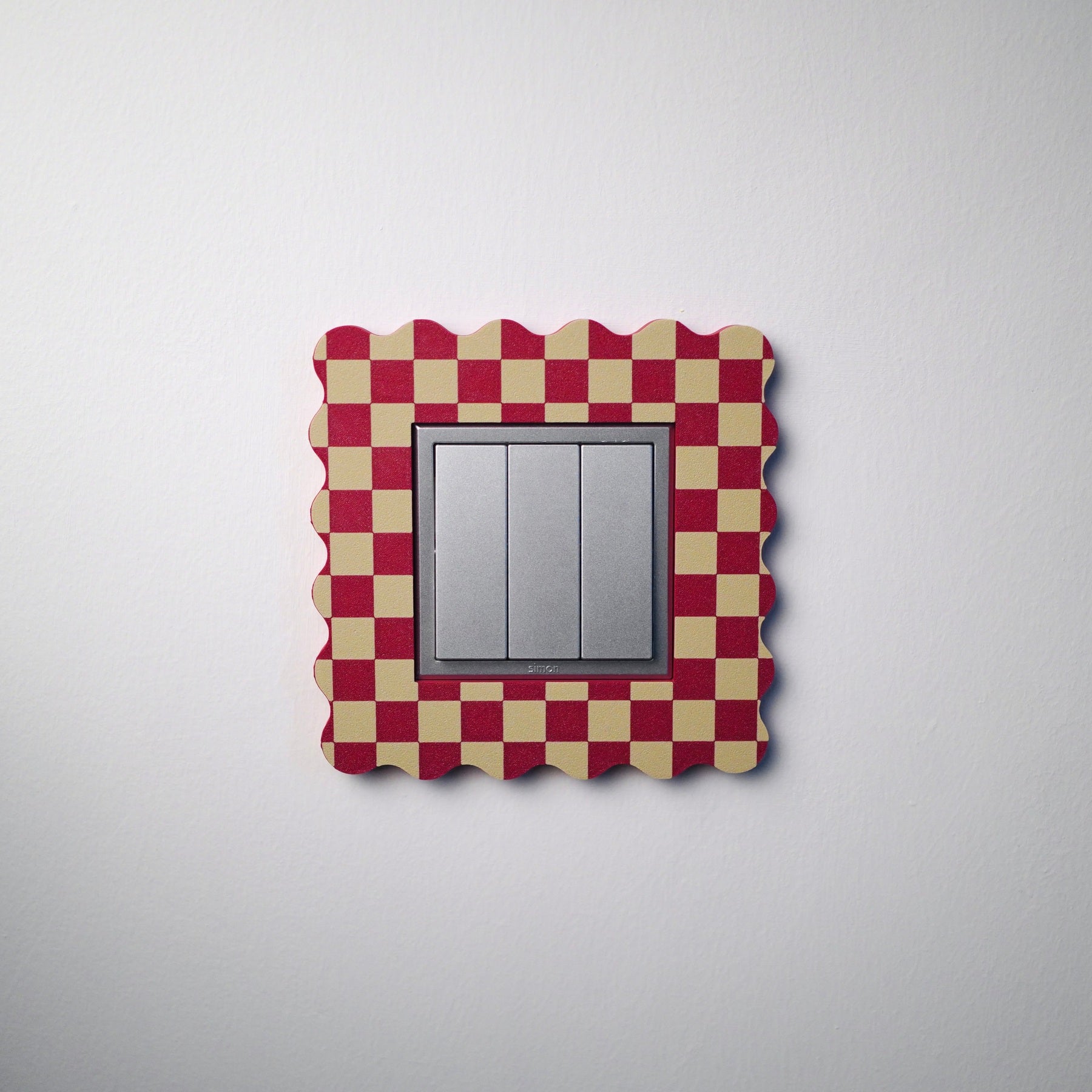 Wiggle Checkered Frame