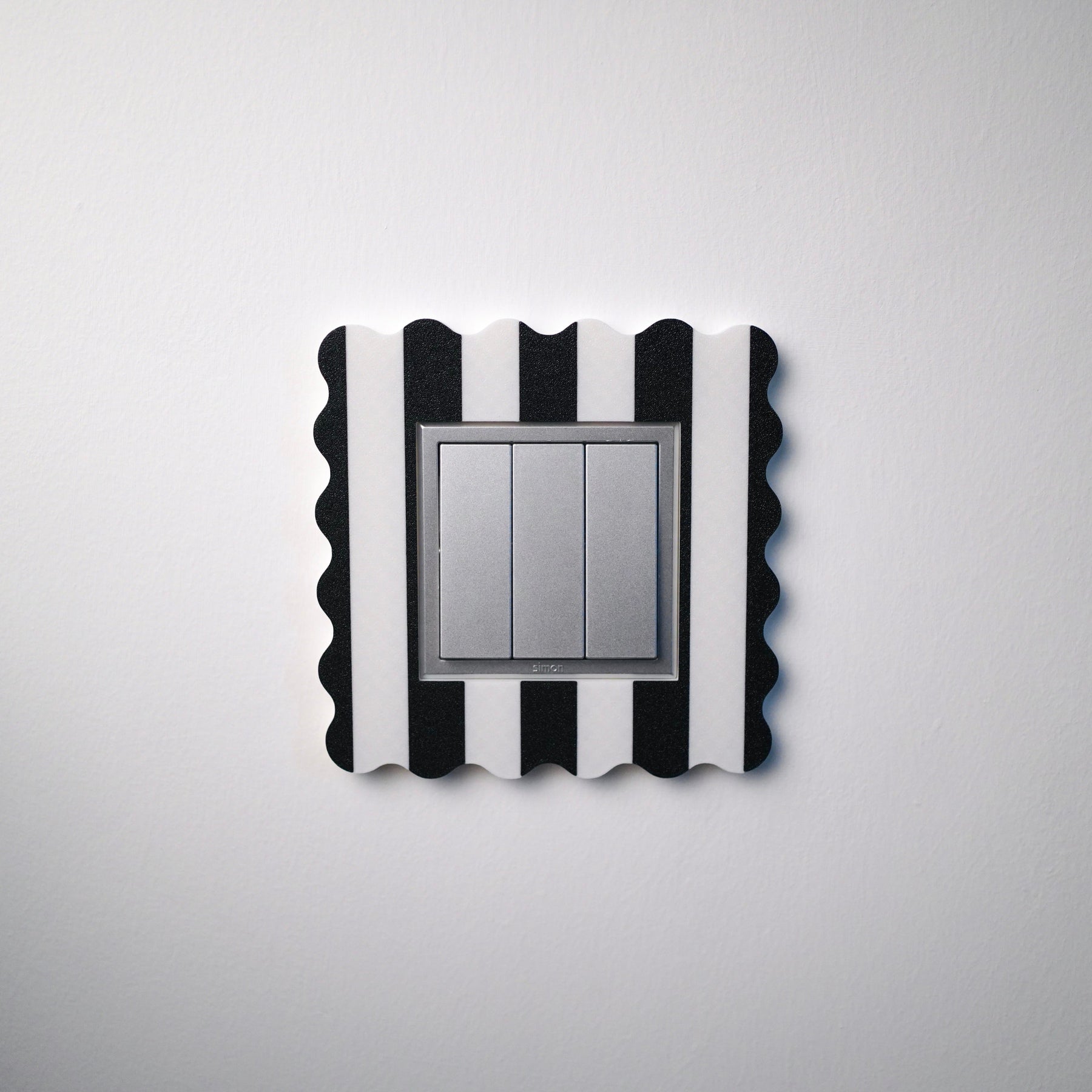 Wiggle Stripey Frame