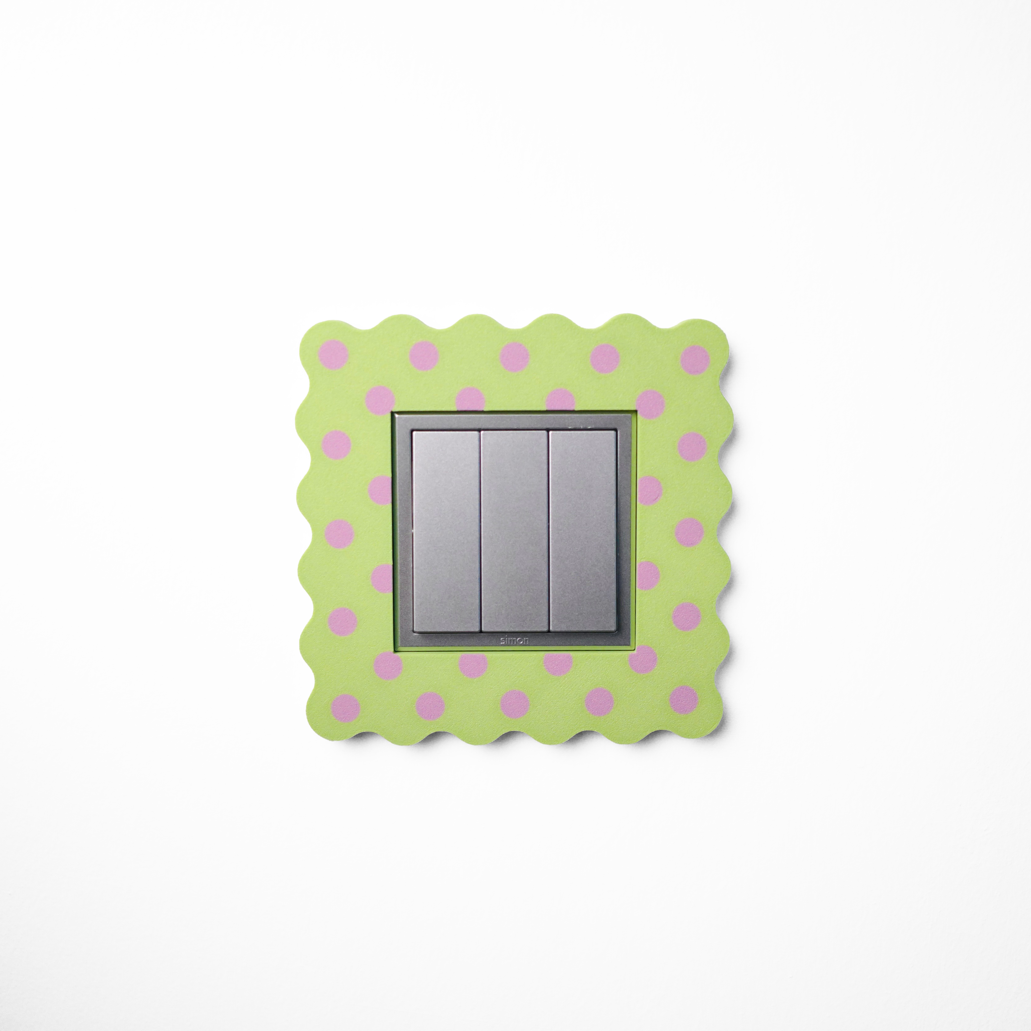 Wiggle Polka Frame